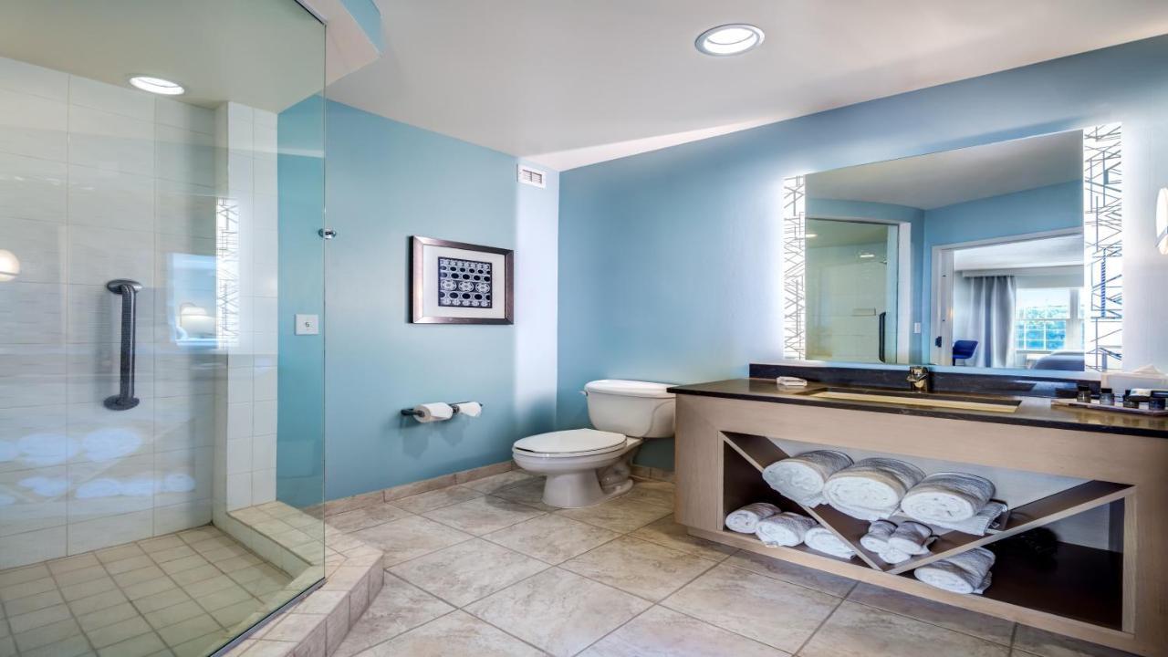 Hotel Indigo Jacksonville-Deerwood Park By Ihg מראה חיצוני תמונה