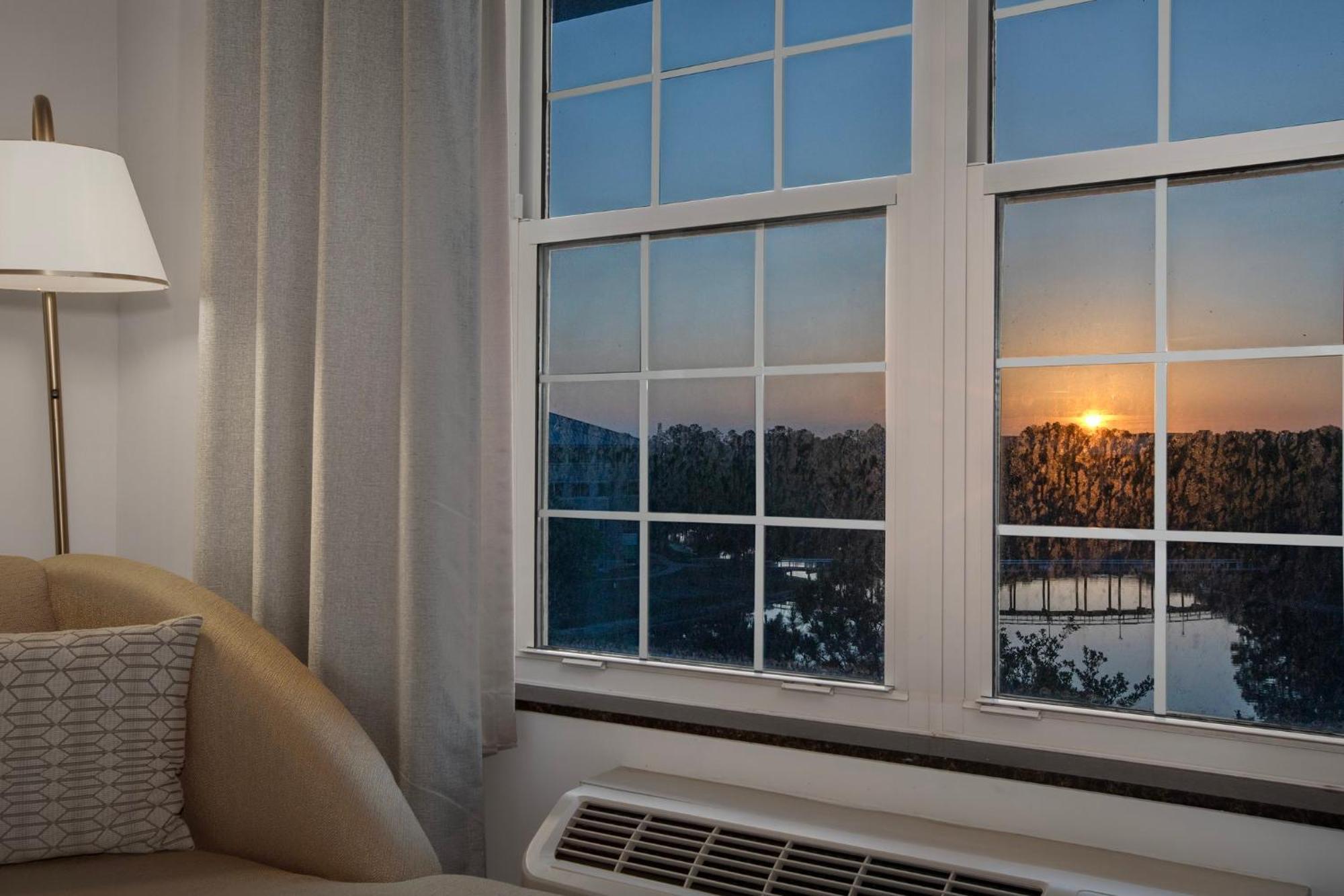 Hotel Indigo Jacksonville-Deerwood Park By Ihg מראה חיצוני תמונה