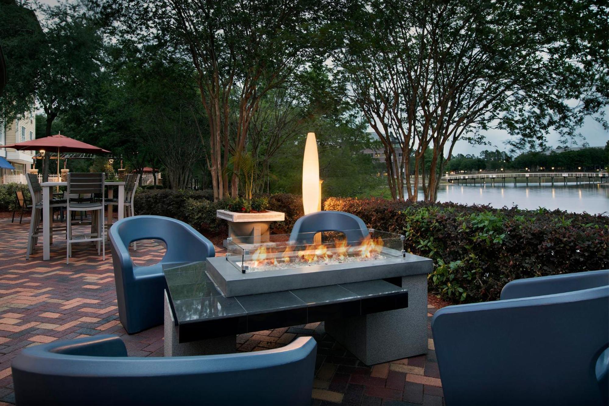 Hotel Indigo Jacksonville-Deerwood Park By Ihg מראה חיצוני תמונה