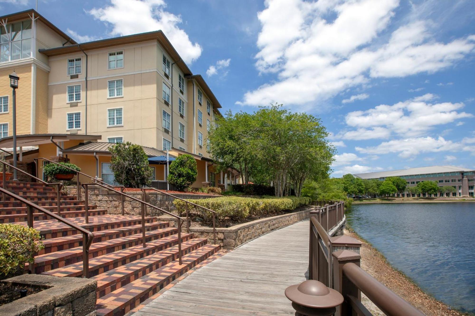 Hotel Indigo Jacksonville-Deerwood Park By Ihg מראה חיצוני תמונה